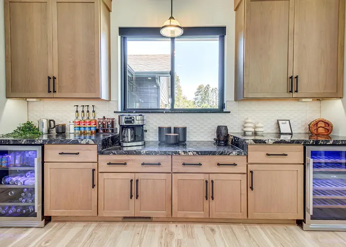 Torreon New Build W/ Deck & Outdoor Entertainment *