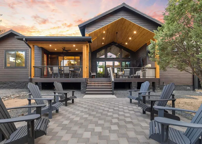 Torreon New Build W/ Deck & Outdoor Entertainment Show Low