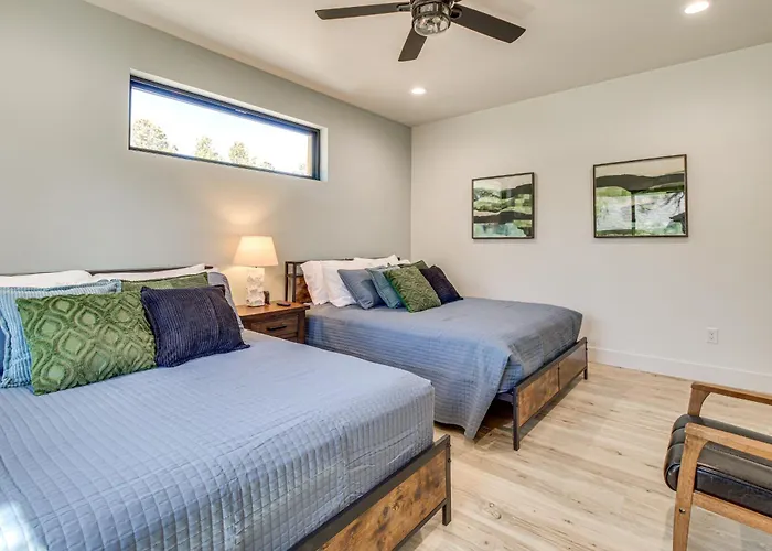 Torreon New Build W/ Deck & Outdoor Entertainment *